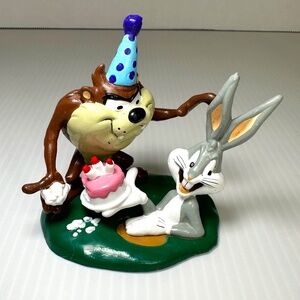 Vintage Tazmanian Devil Bugs Bunny 1995 Birthday Cake Topper Collectible Retired